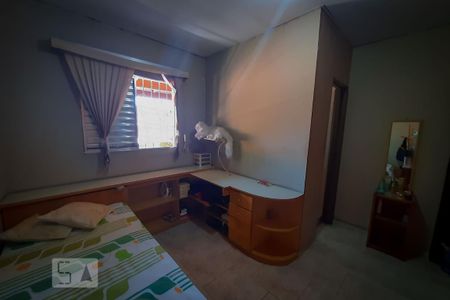Casa à venda com 160m², 3 quartos e 8 vagasQuarto 2