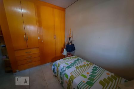 Quarto 2 de casa à venda com 3 quartos, 160m² em Jardim Record, São Paulo