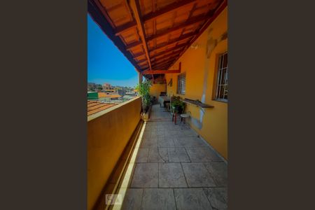 Casa à venda com 160m², 3 quartos e 8 vagasQuintal