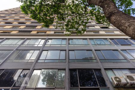 Apartamento à venda com 60m², 1 quarto e sem vagaFachada