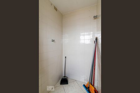 Apartamento à venda com 95m², 3 quartos e 1 vaga Apartamento à venda com 95m², 3 quartos e 1 vagaBanheiro de Serviço