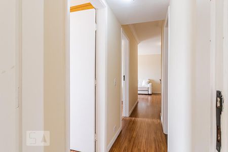 Apartamento à venda com 95m², 3 quartos e 1 vaga Apartamento à venda com 95m², 3 quartos e 1 vagaCorredor