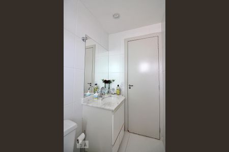 Apartamento à venda com 60m², 2 quartos e 2 vagasBanheiro 