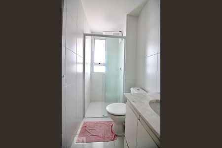 Apartamento à venda com 60m², 2 quartos e 2 vagasBanheiro 