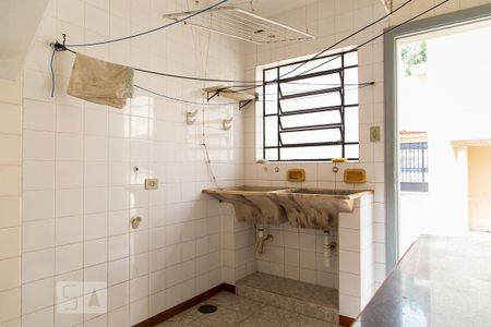 Área de serviço de casa à venda com 5 quartos, 300m² em Planalto Paulista, São Paulo