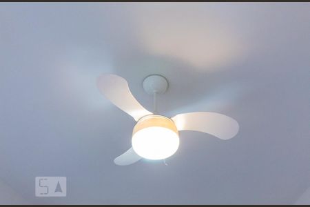 Detalhe do Quarto - Ventilador de teto de apartamento para alugar com 1 quarto, 53m² em Copacabana, Rio de Janeiro