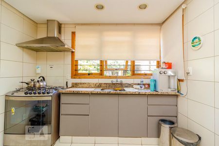 Casa à venda com 300m², 3 quartos e 2 vagasCozinha