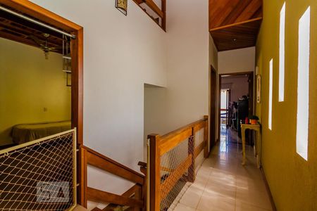 Casa à venda com 300m², 3 quartos e 2 vagasCorredor