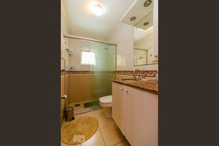 Casa à venda com 300m², 3 quartos e 2 vagasBanheiro