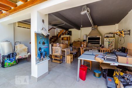 Casa à venda com 300m², 3 quartos e 2 vagasÁrea comum