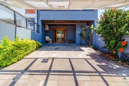 Casa à venda com 300m², 3 quartos e 2 vagasFachada