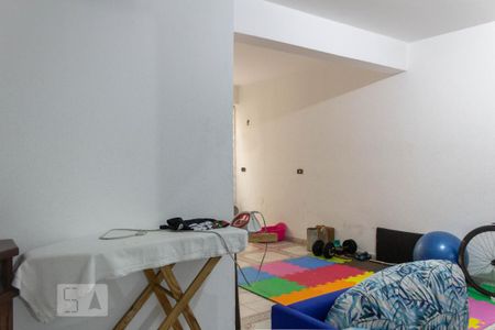 Casa à venda com 200m², 4 quartos e 2 vagasEscritório 2
