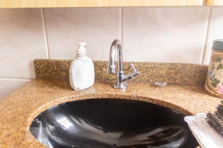 Casa à venda com 200m², 4 quartos e 2 vagasBanheiro Suíte