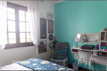 Casa à venda com 200m², 4 quartos e 2 vagasQuarto 1