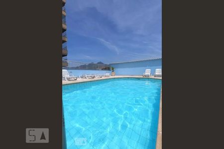 Apartamento à venda com 56m², 2 quartos e 1 vaga Apartamento à venda com 56m², 2 quartos e 1 vagaPiscina