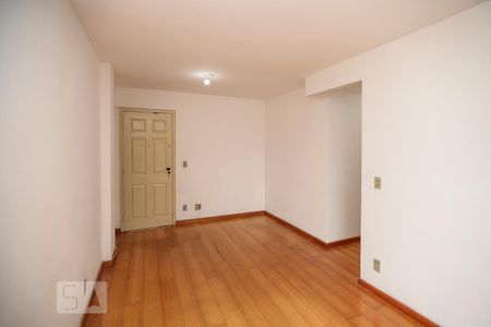 Apartamento à venda com 56m², 2 quartos e 1 vaga Apartamento à venda com 56m², 2 quartos e 1 vagaSala