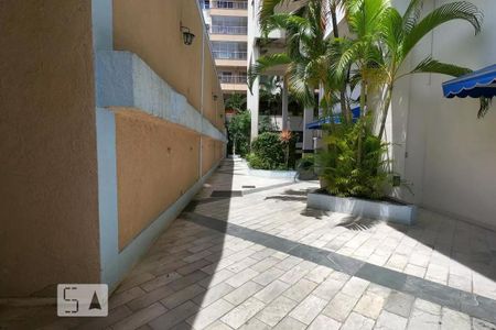 Apartamento à venda com 56m², 2 quartos e 1 vaga Apartamento à venda com 56m², 2 quartos e 1 vagaEntrada