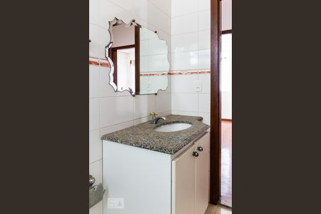 Apartamento para alugar com 95m², 3 quartos e 4 vagas Apartamento para alugar com 95m², 3 quartos e 4 vagasBanheiro Social