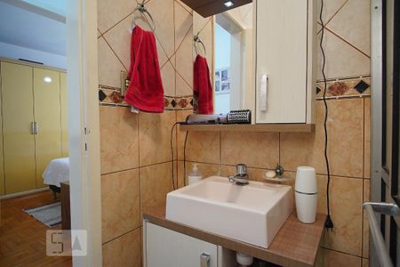 Apartamento à venda com 76m², 2 quartos e sem vagaBanheiro