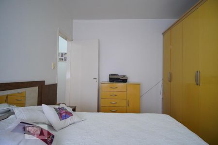 Quarto 1 de apartamento à venda com 2 quartos, 76m² em Rio Branco, Porto Alegre