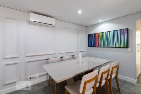 Sala de apartamento para alugar com 3 quartos, 100m² em Vila Olímpia, São Paulo