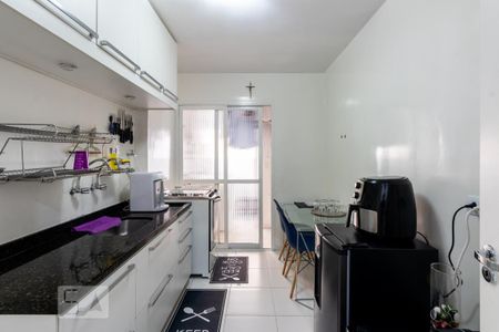 Apartamento para alugar com 100m², 3 quartos e 2 vagas Apartamento para alugar com 100m², 3 quartos e 2 vagasCozinha