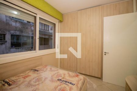 Quarto 1 de apartamento para alugar com 2 quartos, 67m² em Petrópolis, Porto Alegre