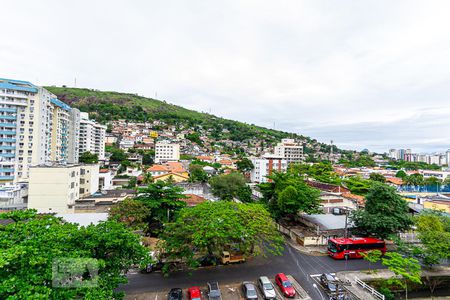 Vista do Quarto 1 de apartamento para alugar com 2 quartos, 65m² em Icaraí, Niterói