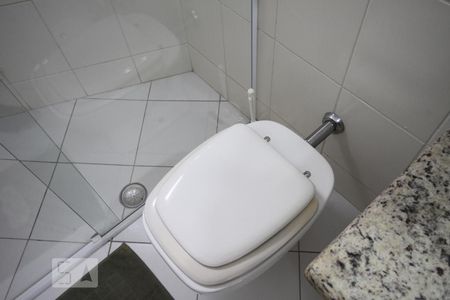 Casa de condomínio à venda com 237m², 3 quartos e 3 vagasSuíte 2