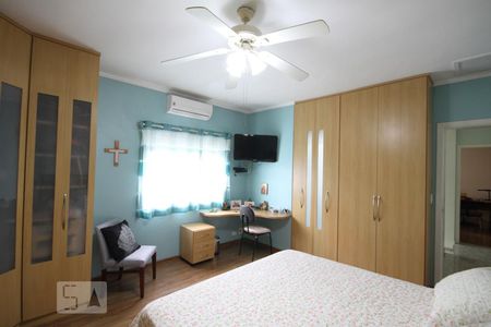 Casa de condomínio à venda com 237m², 3 quartos e 3 vagasSuíte 3