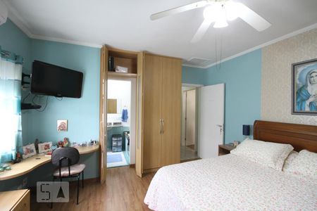 Casa de condomínio à venda com 237m², 3 quartos e 3 vagasSuíte 3