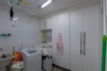 Casa de condomínio à venda com 380m², 3 quartos e 3 vagasÁrea de Serviço