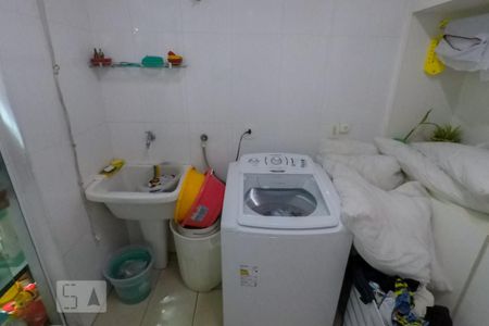 Casa de condomínio à venda com 380m², 3 quartos e 3 vagasÁrea de Serviço