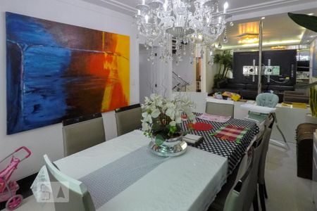 Casa de condomínio à venda com 380m², 3 quartos e 3 vagasSala de Jantar