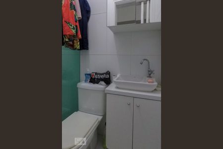 Casa de condomínio à venda com 380m², 3 quartos e 3 vagasBanheiro