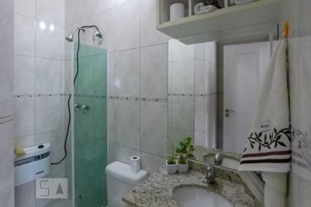 Casa de condomínio à venda com 380m², 3 quartos e 3 vagasBanheiro