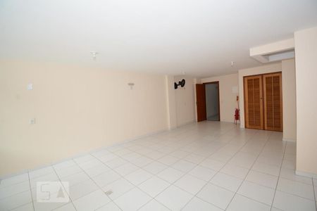 Apartamento à venda com 97m², 3 quartos e 1 vagaÁrea comum - Salão de festas