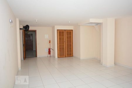 Apartamento à venda com 97m², 3 quartos e 1 vagaÁrea comum - Salão de festas