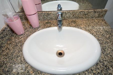 Apartamento à venda com 97m², 3 quartos e 1 vagaBanheiro da Suíte