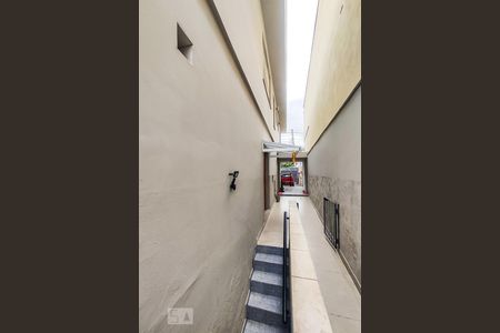 Casa à venda com 165m², 3 quartos e 1 vaga Casa à venda com 165m², 3 quartos e 1 vagaCorredor Lateral