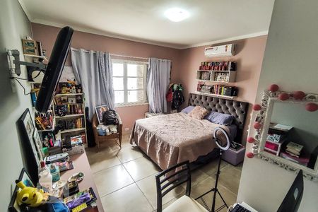 Casa à venda com 165m², 3 quartos e 1 vaga Casa à venda com 165m², 3 quartos e 1 vagaSuíte