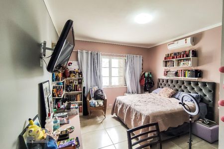 Casa à venda com 165m², 3 quartos e 1 vaga Casa à venda com 165m², 3 quartos e 1 vagaSuíte