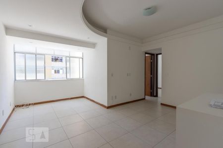 Sala de apartamento para alugar com 2 quartos, 78m² em Pituba, Salvador
