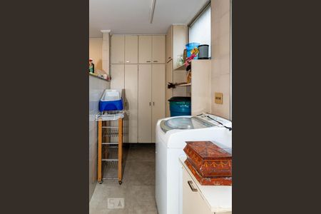 Apartamento à venda com 100m², 1 quarto e 1 vagaÁrea de Serviço