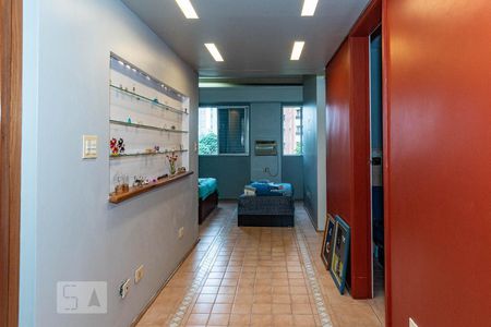 Apartamento à venda com 100m², 1 quarto e 1 vagaCorredor