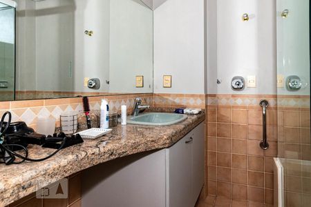 Apartamento à venda com 100m², 1 quarto e 1 vagaBanheiro da Suíte