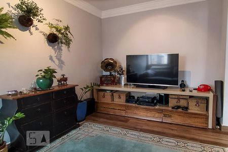 Sala de apartamento para alugar com 3 quartos, 148m² em Moema, São Paulo