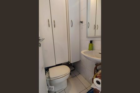 Apartamento à venda com 148m², 3 quartos e 2 vagasBanheiro de Serviço