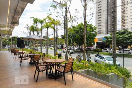 Studio para alugar com 29m², 1 quarto e 1 vagaLojas do Condomínio