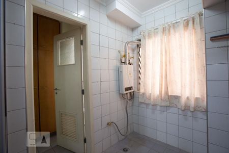 Apartamento para alugar com 120m², 3 quartos e 2 vagasÁrea de serviço